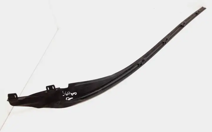 Volvo S60 (2010 - 2013) 30753986 Накладка стоек лобового стекла — фото 4