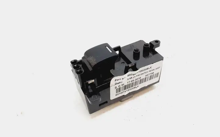 Honda Civic IX (2011 - 2017) 35770TA0A11 Кнопка стеклоподъемников — фото 1