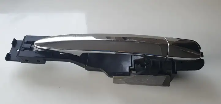 Nissan Leaf I (ZE0) (2010 - 2017) Наружная ручка задней двери — фото 1