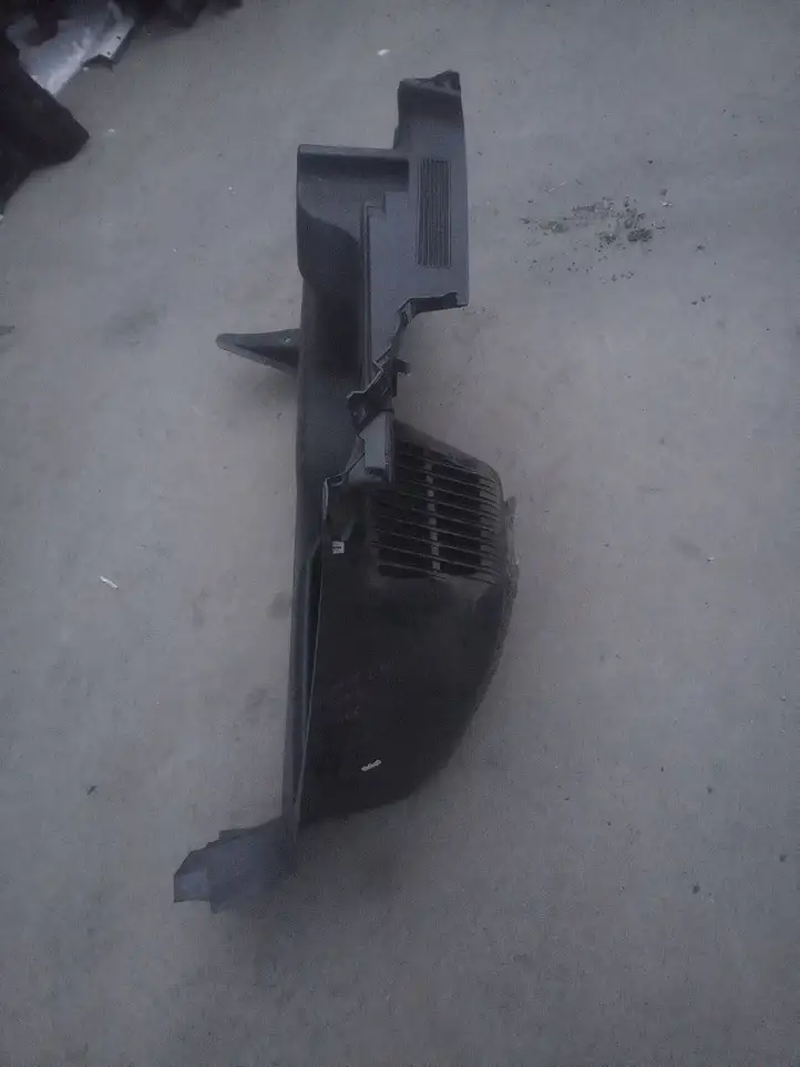 Skoda Fabia Mk2 (5J) (2007 - 2014) Боковая обшивка багажника — фото 2