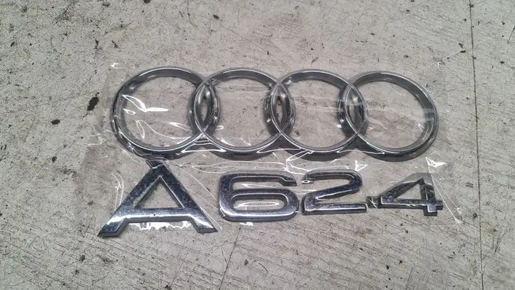 Audi A6 S6 C5 4B (1997 - 2001) Эмблема производителя — фото 3