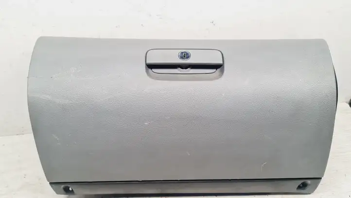 Skoda Octavia Mk1 (1U) (1996 - 2004) 1U1857097B Бардачок в сборе — фото 1