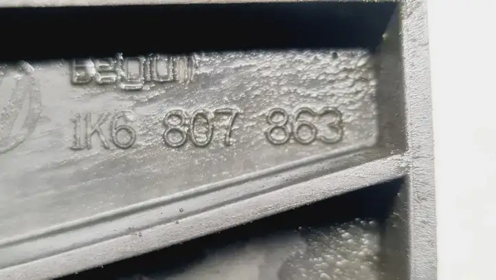 Volkswagen Golf V (2003 - 2009) 1K6807863 Кронштейн заднего бампера — фото 3
