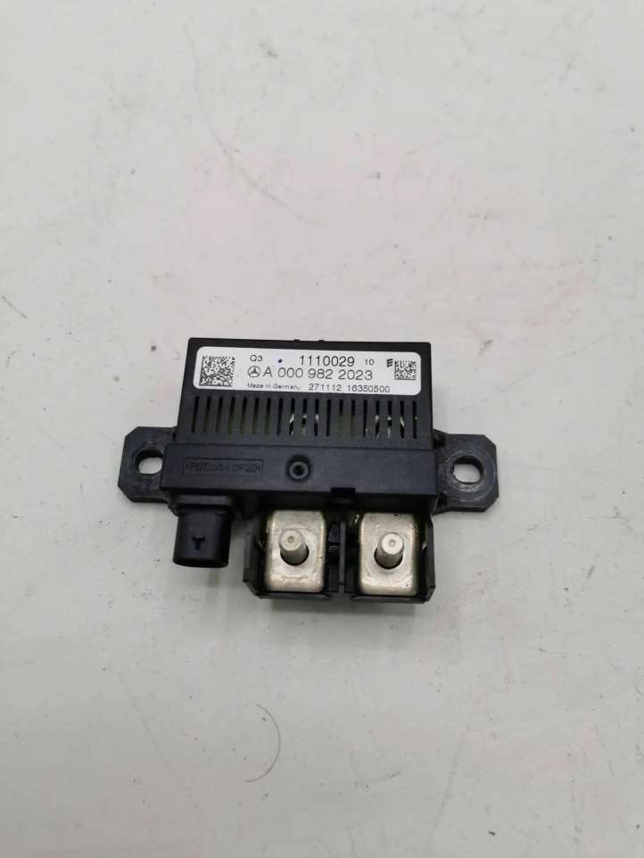 A0009822023 Mercedes-Benz GLK (X204) Įkrovimo rėlė