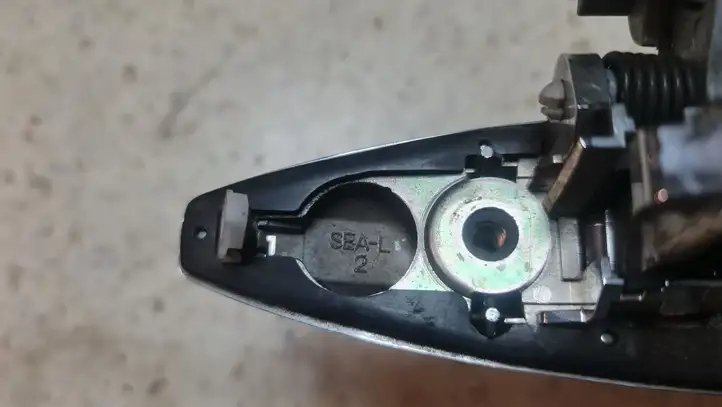 Honda Accord (2003 - 2007) SEL2 Наружная ручка задней двери — фото 3