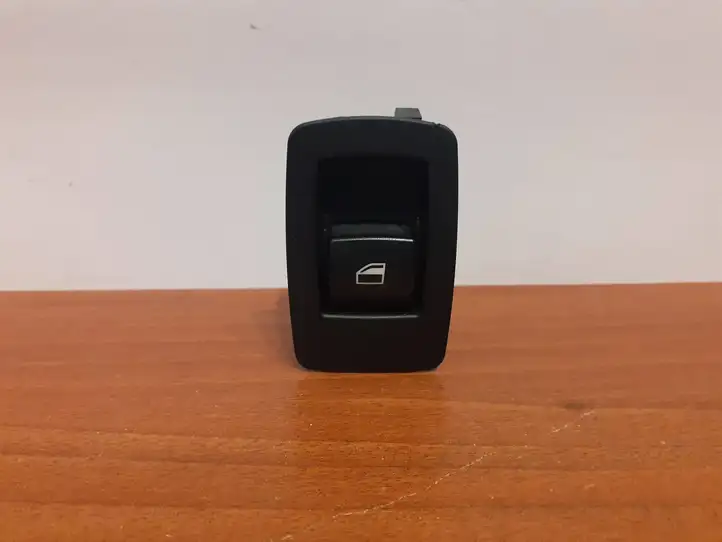 BMW X5 E70 (2006 - 2013) 6945874 Кнопка стеклоподъемников — фото 1