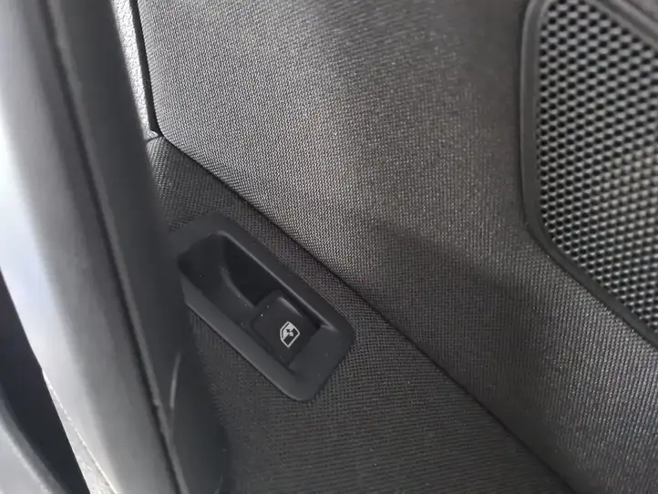 Volkswagen Golf VII (2013 - 2019) 5G9867212 Обшивка задней двери — фото 6