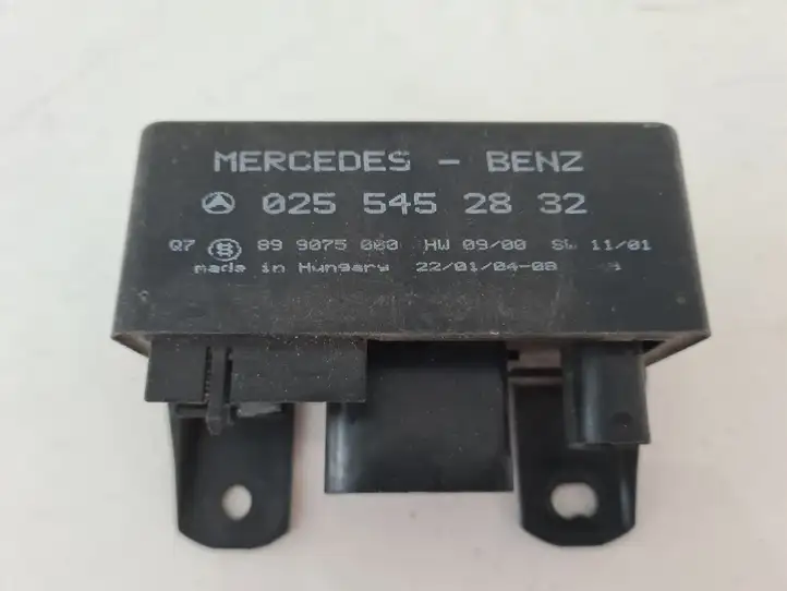 Mercedes-Benz Vito Viano W639 (2003 - 2010) 0255452832 Реле накала свечей — фото 2