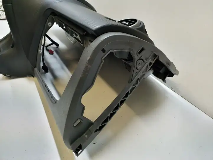 Seat Toledo III (5P) (2004 - 2009) Панель приборов — фото 10