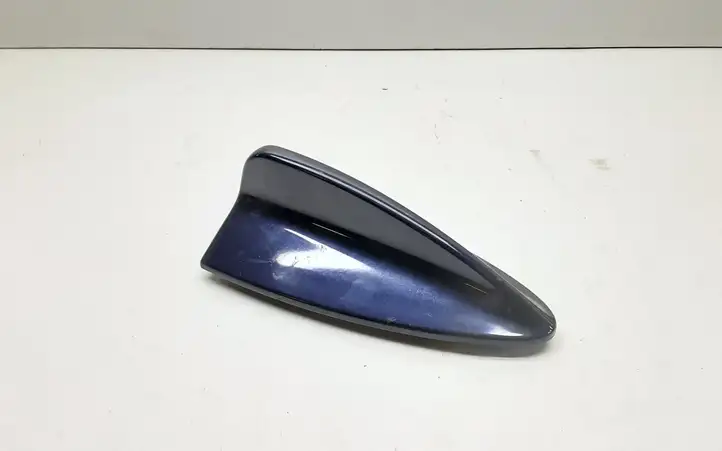BMW 3 E90 E91 (2005 - 2012) 018636 Крышка GPS-антенны — фото 1