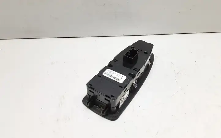 BMW 3 F30 F35 F31 (2012 - 2018) 9208110 Блок кнопок стеклоподъемников — фото 2