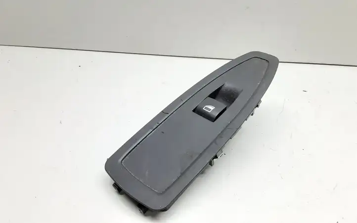 BMW 3 F30 F35 F31 (2012 - 2018) 9208107 Блок кнопок стеклоподъемников — фото 1