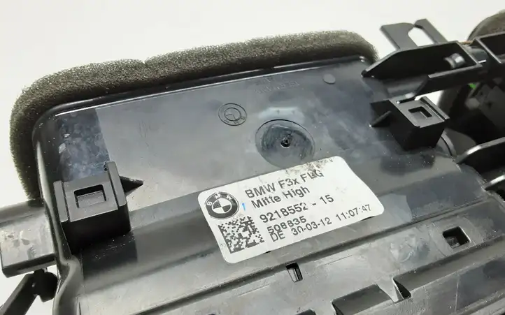 BMW 3 F30 F35 F31 (2012 - 2018) 9218552 Центральный воздушный дефлектор — фото 3