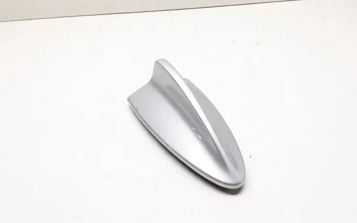 BMW 3 E90 E91 (2005 - 2012) 6942239 Крышка GPS-антенны — фото 1