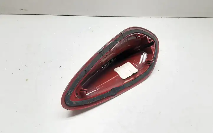 BMW 1 F20 F21 (2011 - 2019) 9252252 Крышка GPS-антенны — фото 2