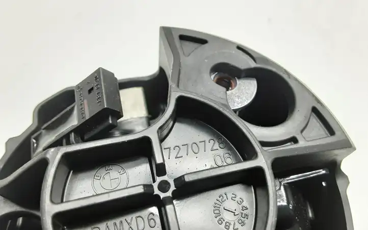 BMW 1 F20 F21 (2011 - 2019) 7270728 Ручка крышки багажника — фото 3