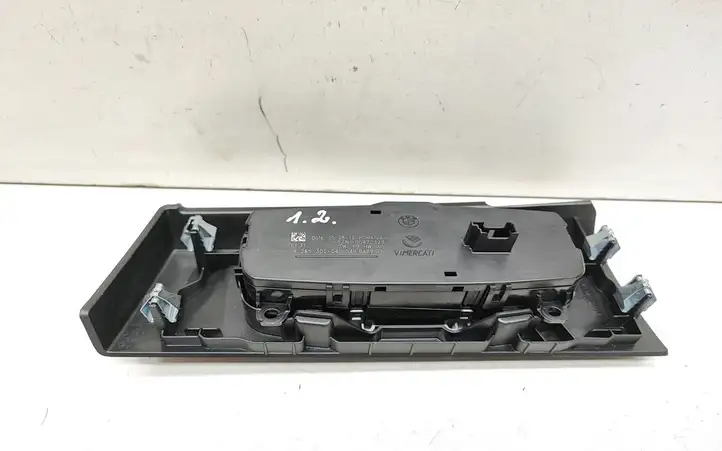 BMW 1 F20 F21 (2011 - 2019) 9265305 Включатель фонарей — фото 2