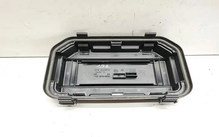 BMW 1 F20 F21 (2011 - 2019) 9224872 Крышка ящика предохранителей — фото 2