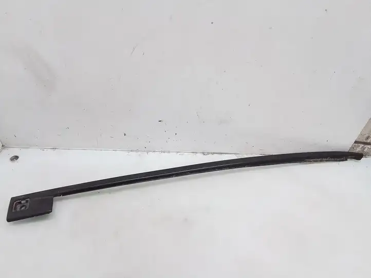 Honda CR-V (2006 - 2009) 73162SWA Накладка стоек лобового стекла — фото 1