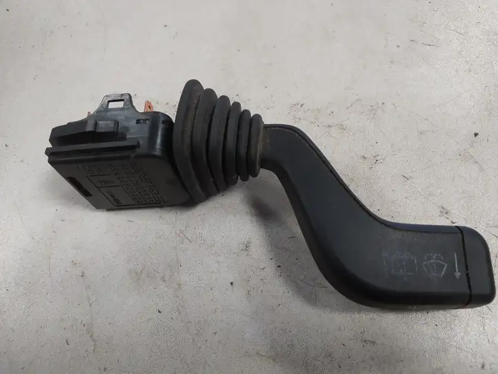 Opel Corsa B (1993 - 2000) 90124931 Переключатель стеклоочистителей — фото 1