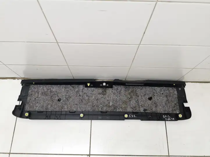 Mitsubishi Outlander (2007 - 2012) 3H45X7224A020I Отделка порога багажника — фото 3
