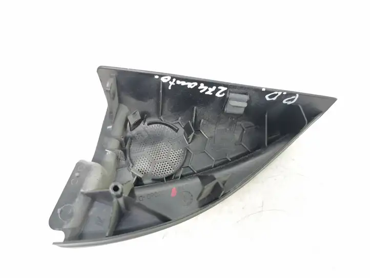 Toyota Avensis T250 (2003 - 2006) 6749105060D Прочая отделка передней двери — фото 3