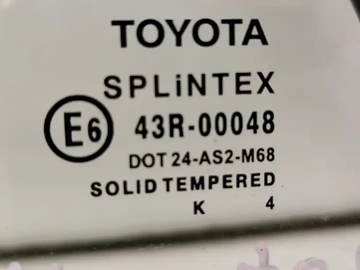 Toyota Avensis T250 (2003 - 2006) Форточка двери — фото 2