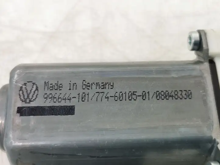 Volkswagen Touran I (2003 - 2010) 1K0959794E Стеклоподъемник задней двери — фото 4