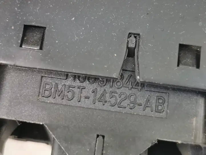 Ford Focus (2011 - 2015) BM5T14529AB Кнопка стеклоподъемников — фото 7