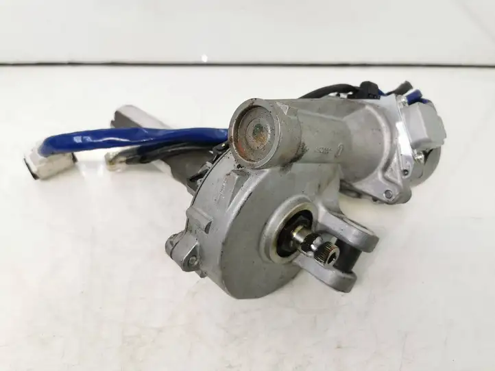 Toyota Auris 150 (2006 - 2012) 8096012160 Комплект оси рулевого колеса — фото 2