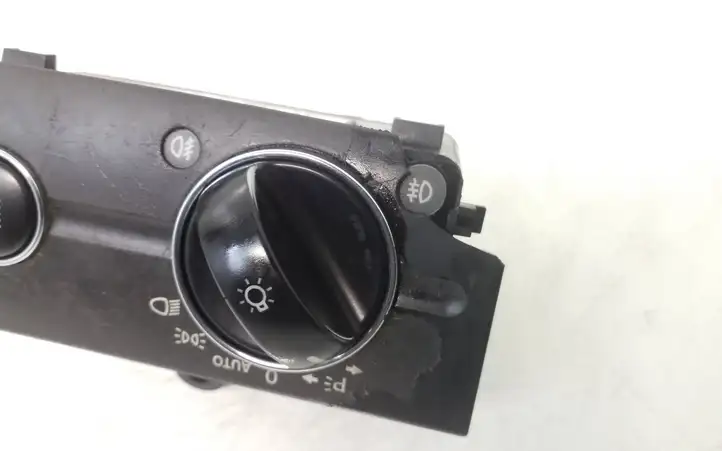 Mercedes-Benz E W211 (2002 - 2009) 2115450104 Включатель фонарей — фото 7