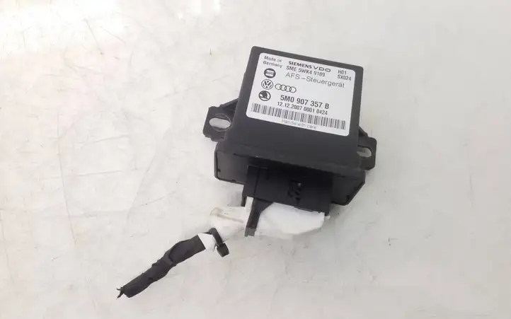 Volkswagen PASSAT B6 (2005 - 2010) 5M0907357B Реле дневных фонарей — фото 1