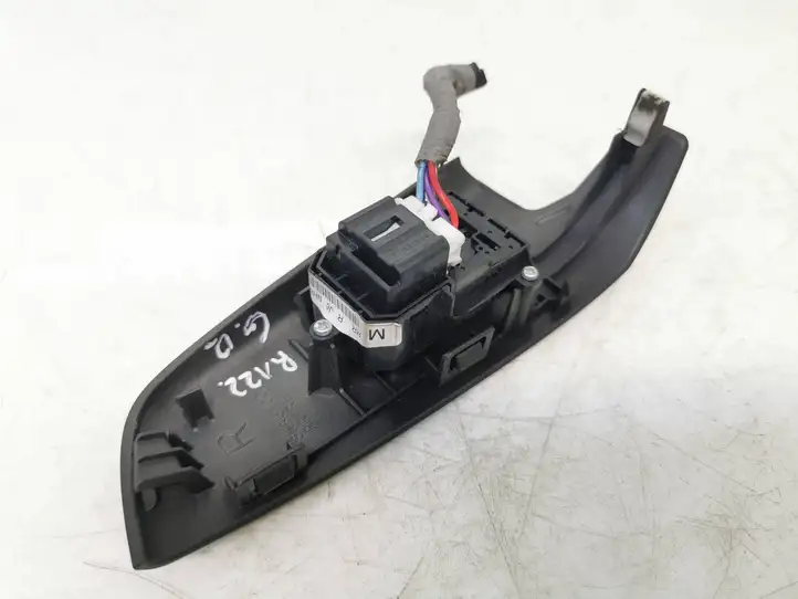 Honda Civic (2006 - 2011) SNB600 Кнопка стеклоподъемников — фото 3