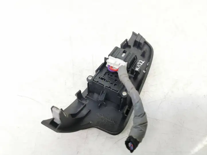 Honda Civic (2006 - 2011) SNB600 Кнопка стеклоподъемников — фото 4