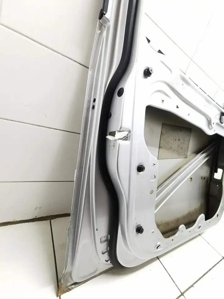 Volkswagen Touran I (2003 - 2010) Дверь — фото 2