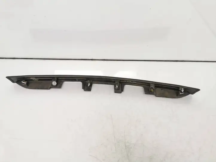 Toyota Auris 150 (2006 - 2012) 7680102250 Подсветка номера — фото 2