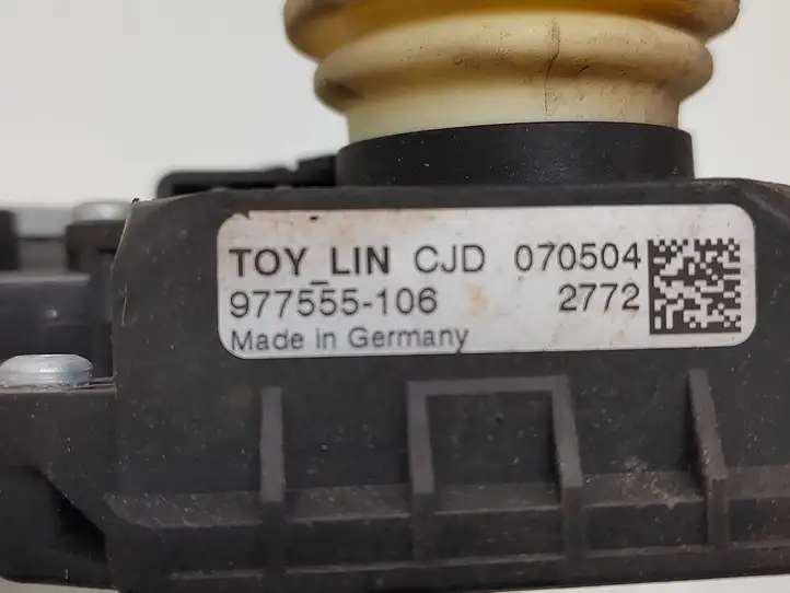 Toyota Auris 150 (2006 - 2012) 8570202020 Электростеклоподъемник передний (комплект) — фото 6