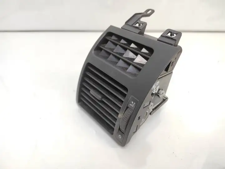 Volkswagen Touran I (2003 - 2010) 1T0819703B Боковой воздушный дефлектор — фото 1