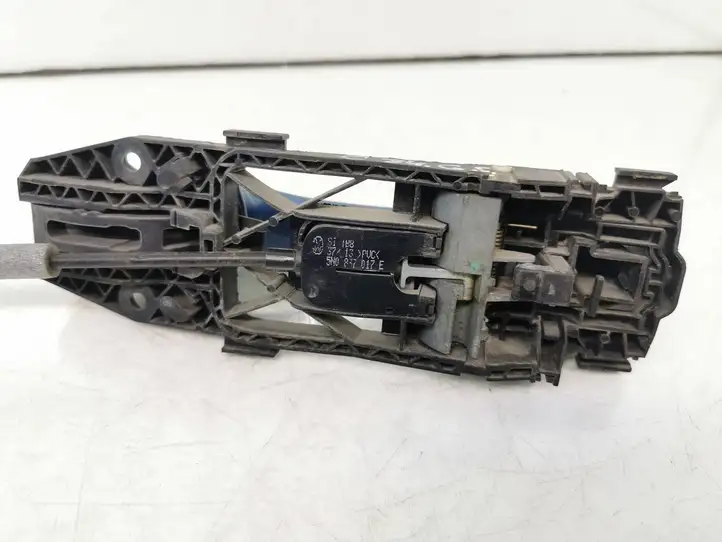 Volkswagen Golf VII (2013 - 2019) 5N0839885H Наружная ручка двери — фото 4