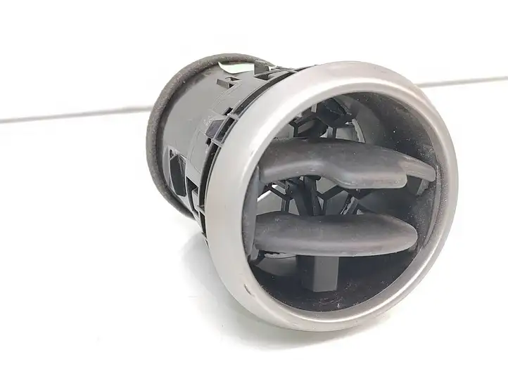 Nissan Qashqai (2006 - 2010) 68760JD10A Боковой воздушный дефлектор — фото 1
