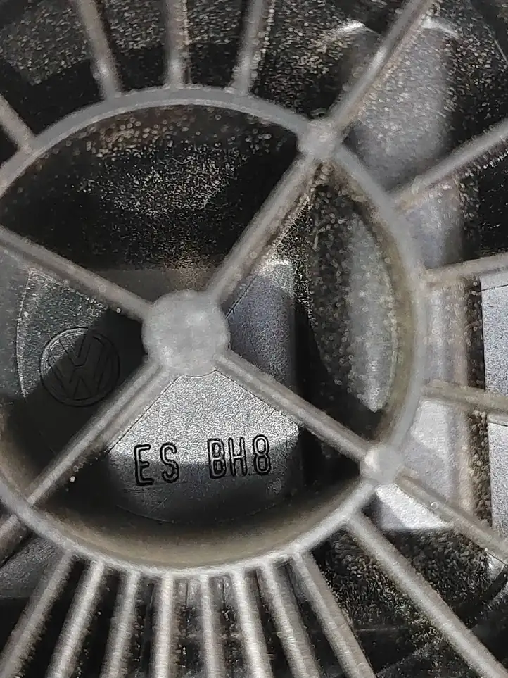 Volkswagen Golf VII (2013 - 2019) 5G9827469D Ручка крышки багажника — фото 7