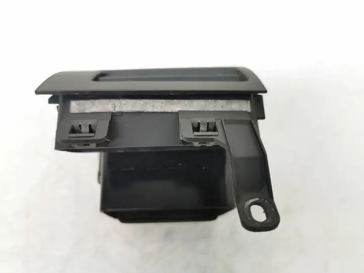 Volkswagen Touran I (2003 - 2010) 1t0819703b Боковой воздушный дефлектор — фото 4