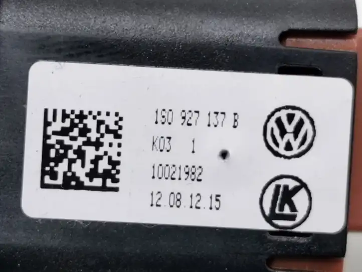 Volkswagen Up (2011 - ) 1S0927137B Кнопка обогрева стекла — фото 5