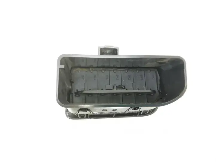 Opel Combo C (2011 - 2017) 735470545 Боковой воздушный дефлектор — фото 3