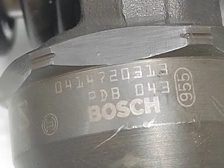 Volkswagen Touran I (2003 - 2010) 038130073BN Форсунка — фото 6