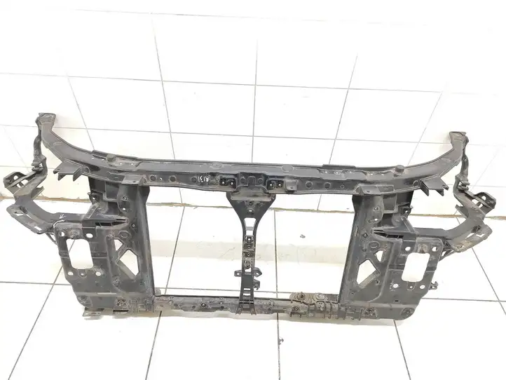 Hyundai i30 (2007 - 2012) 641012R000 Панель радиаторов двигателя — фото 1