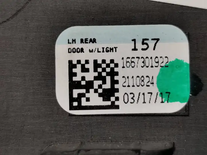 Mercedes-Benz GLE W166/C292 (2015 - 2019) A1667301922 Обшивка задней двери — фото 2