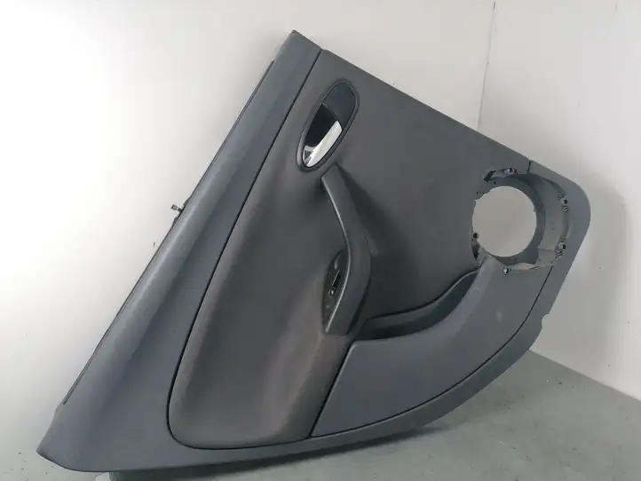 Seat Altea XL (2004 - 2015) 5P8867211 Обшивка задней двери — фото 1