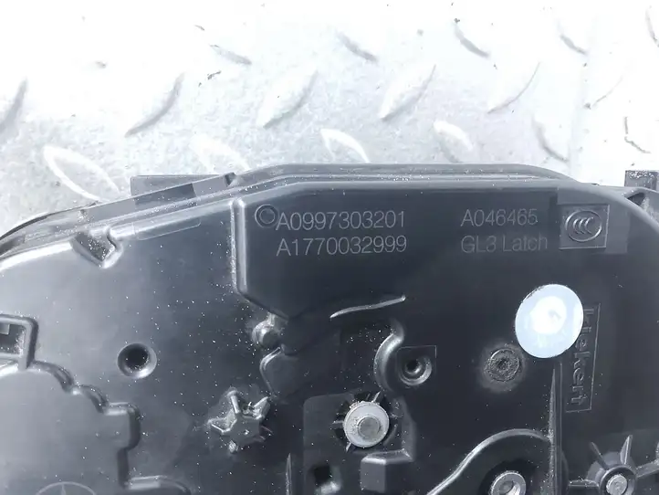 Mercedes-Benz A W177 (2018 - ) A0997303201 Замок задней двери — фото 4