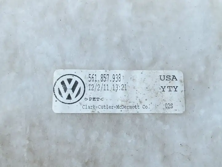 Volkswagen PASSAT B7 USA (2012 - 2016) 561857938 Бардачок в сборе — фото 6